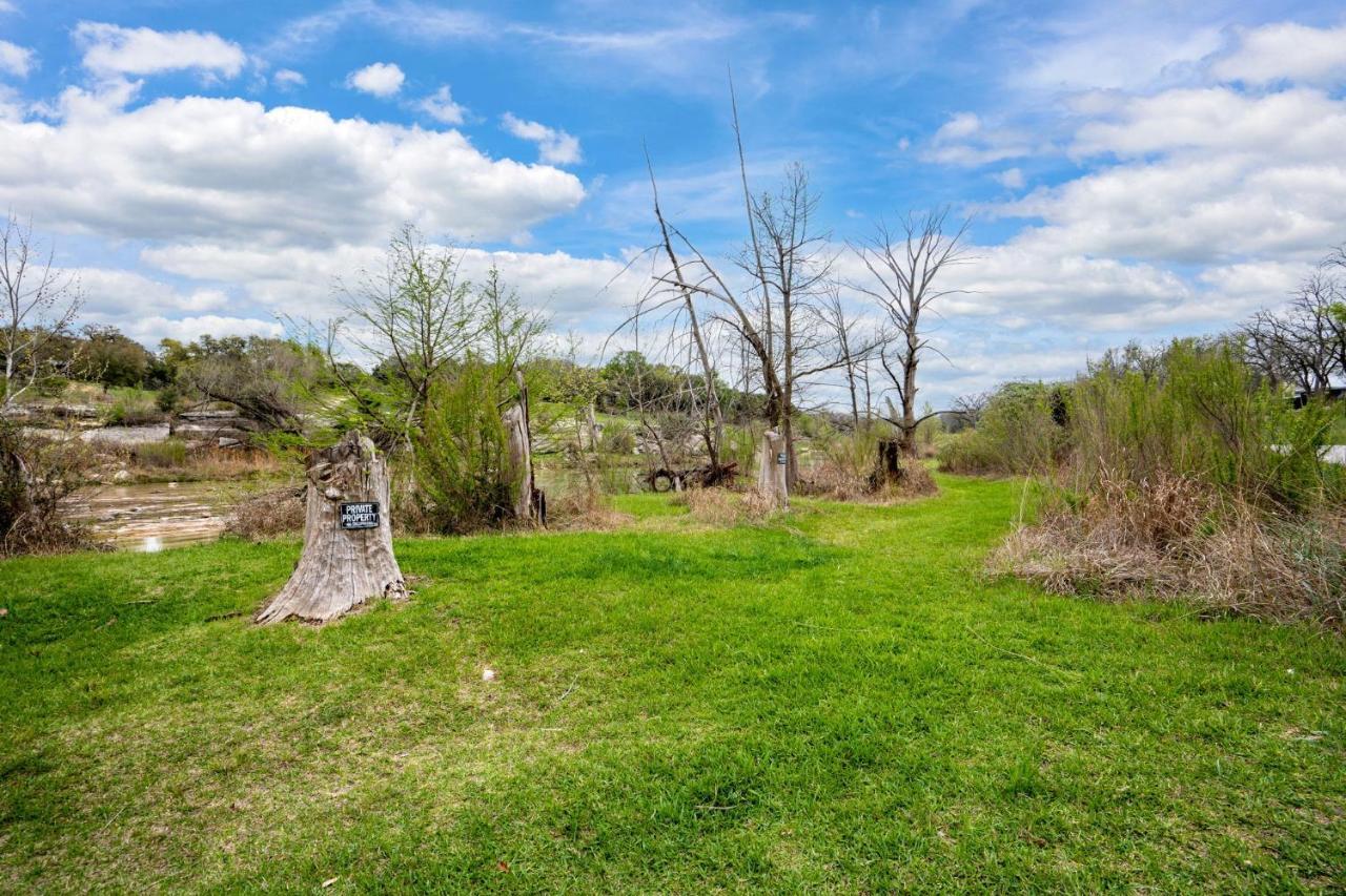 New! The Yellow Door- Downtown Wimberley W/ River Access Exterior photo